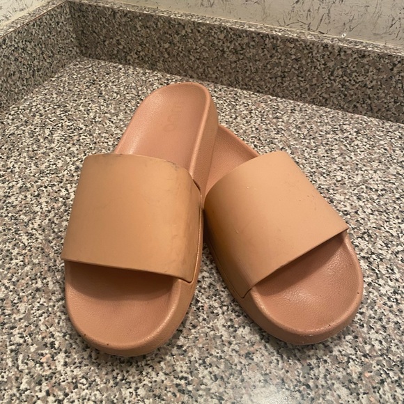 Slides - Picture 2 of 3